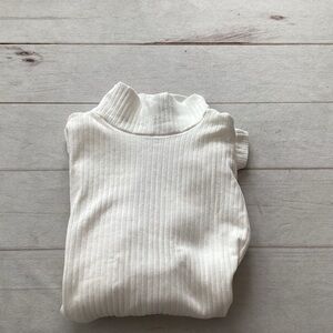 NWT MOCK NECK WHITE SWEATER SIZE large